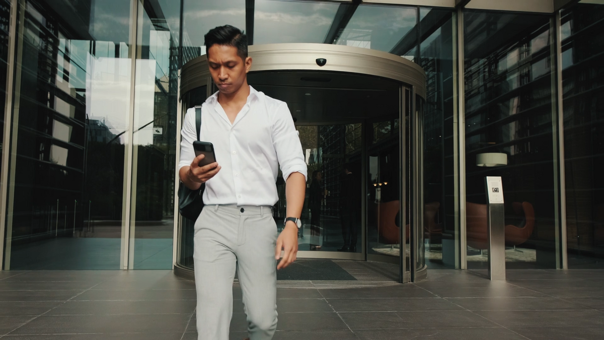 The Modern Commuter's Carry: Build a Work Bag That Works